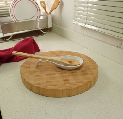 Ceramic spoon rest with eclectic style.
